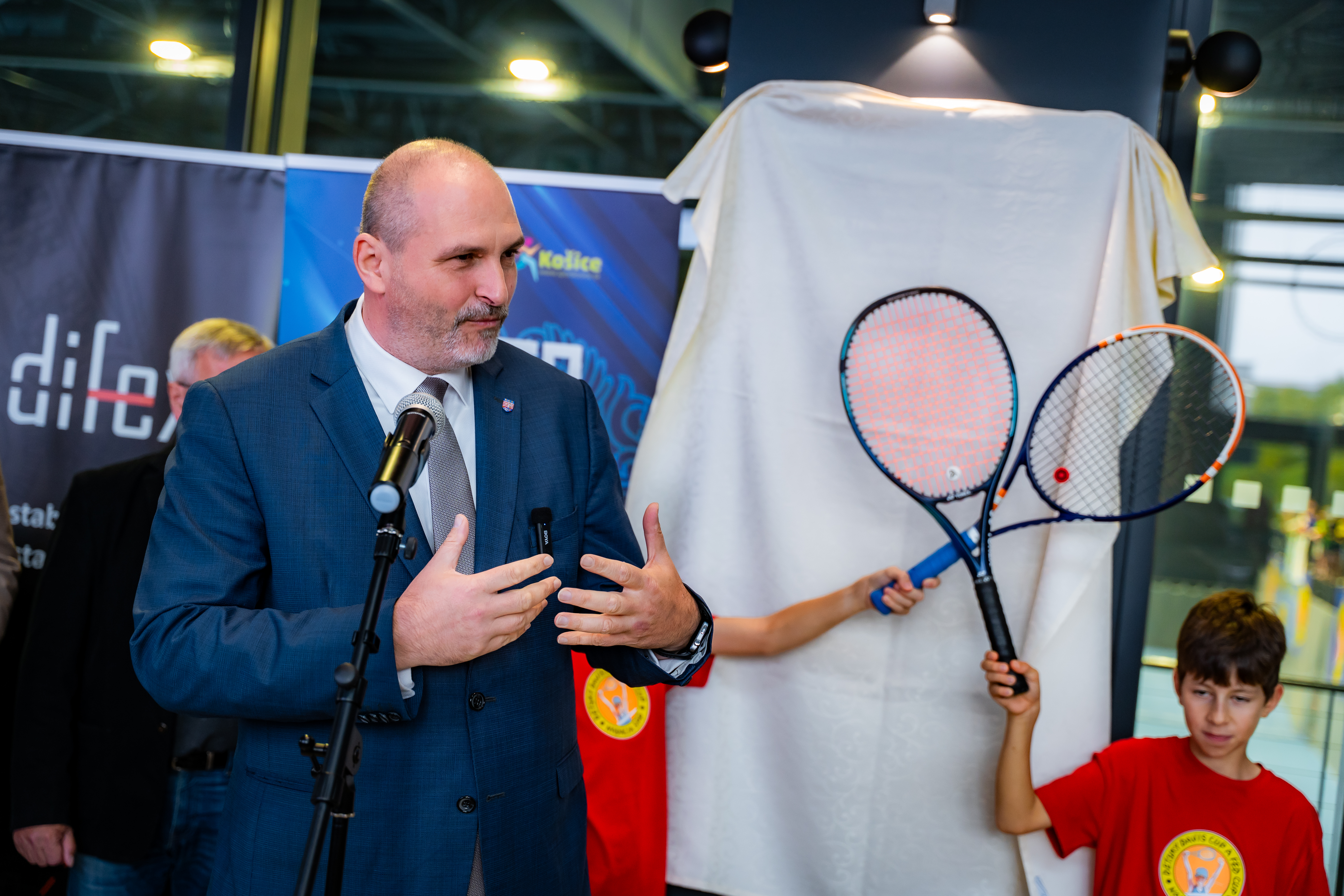 Slavnostne odhalenie pamatnej tabule STAVBA ROKA 2024 - Narodne treningove centrum Kosice-53